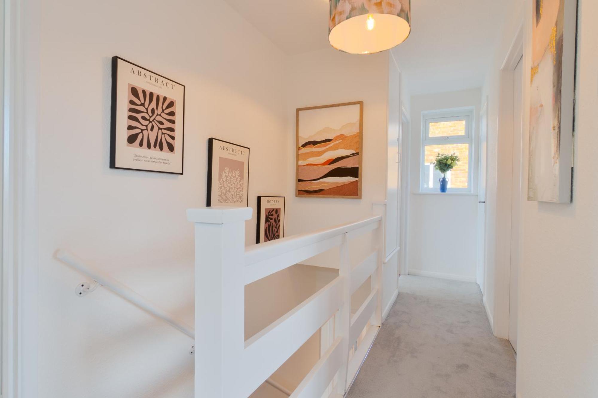 Stylish 4 Bedroom Spacious Retreat With Parking - Sleeps 10 - Families & Contractors Canterbury Exterior foto